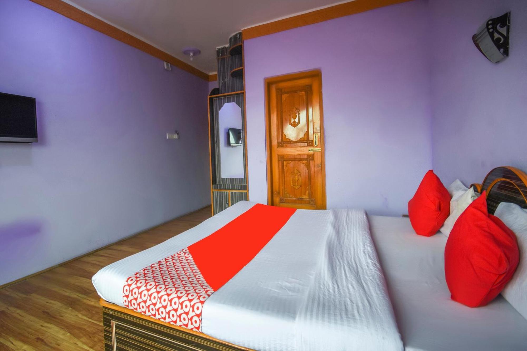 Oyo Hotel New Divine Kashmir Durgjan Exterior foto