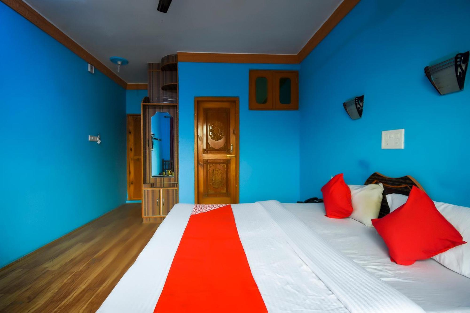 Oyo Hotel New Divine Kashmir Durgjan Exterior foto